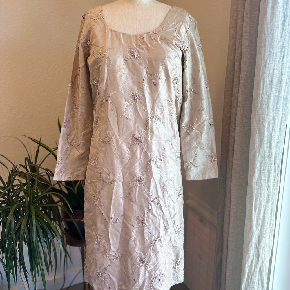 Vintage Women’s Large Tunic Beige Embroidered Sheath Dress Long Sleeve Beaded